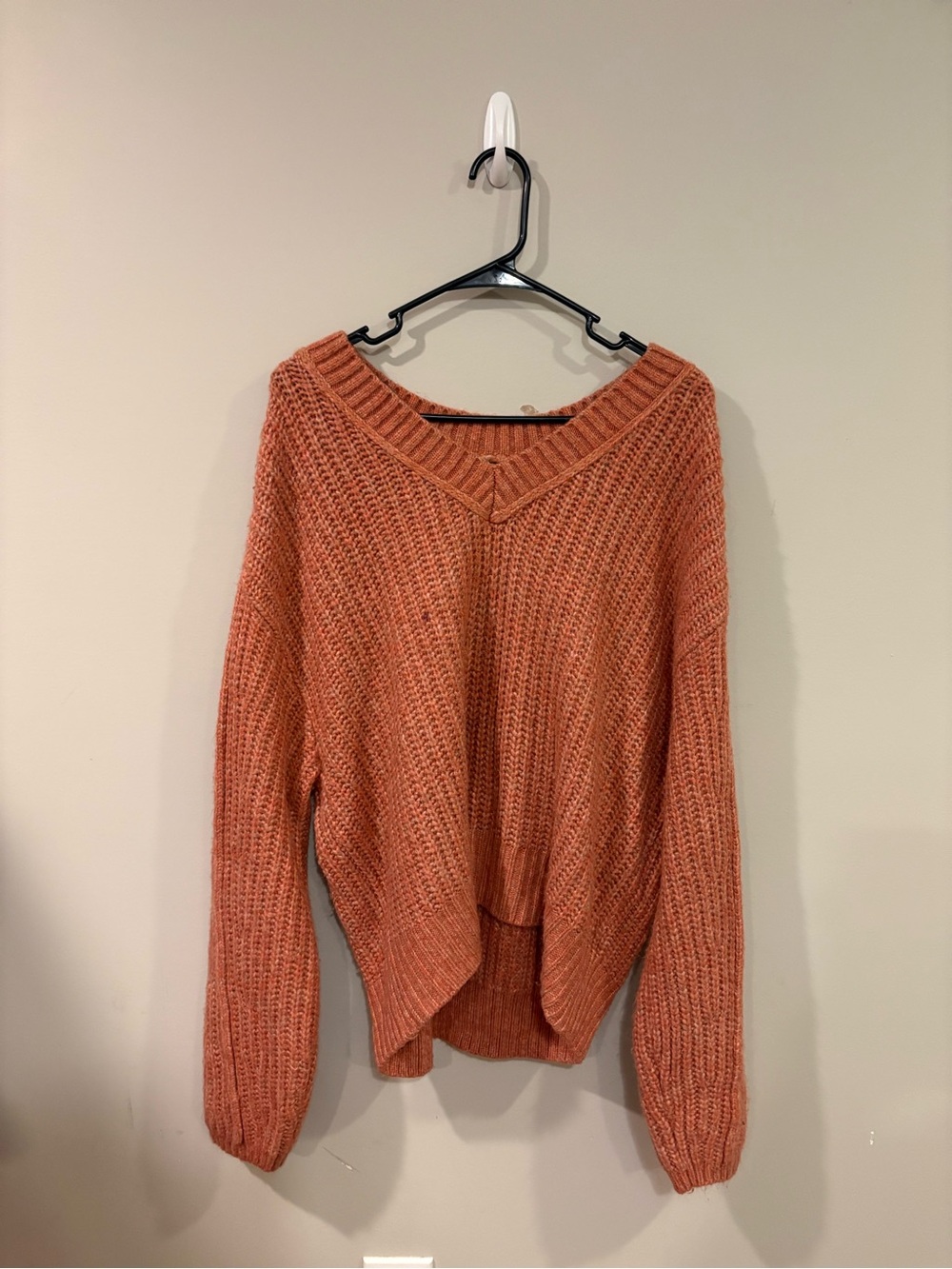 a.n.a V-Neck Chunky Knit Sweater - Rust